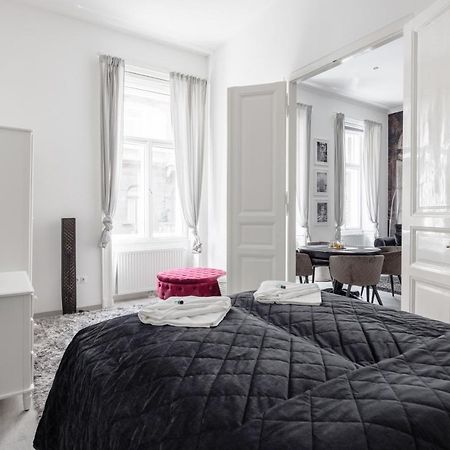 Mystic Dreamy Apartment Budapest Luaran gambar