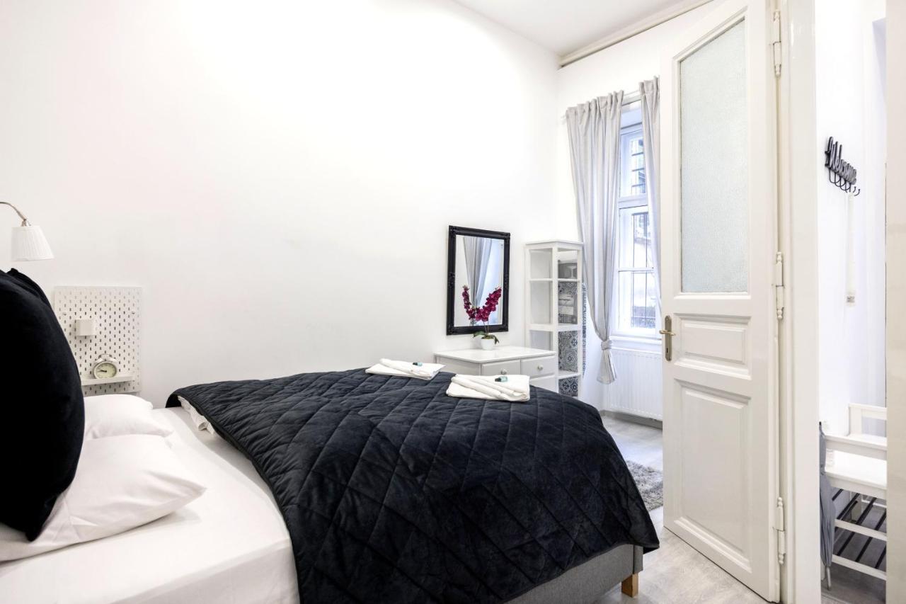Mystic Dreamy Apartment Budapest Luaran gambar